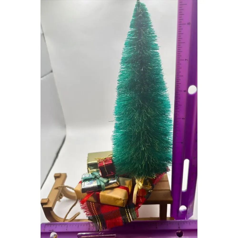 Byers Choice Snow Sleigh With Christmas Presents And Tree